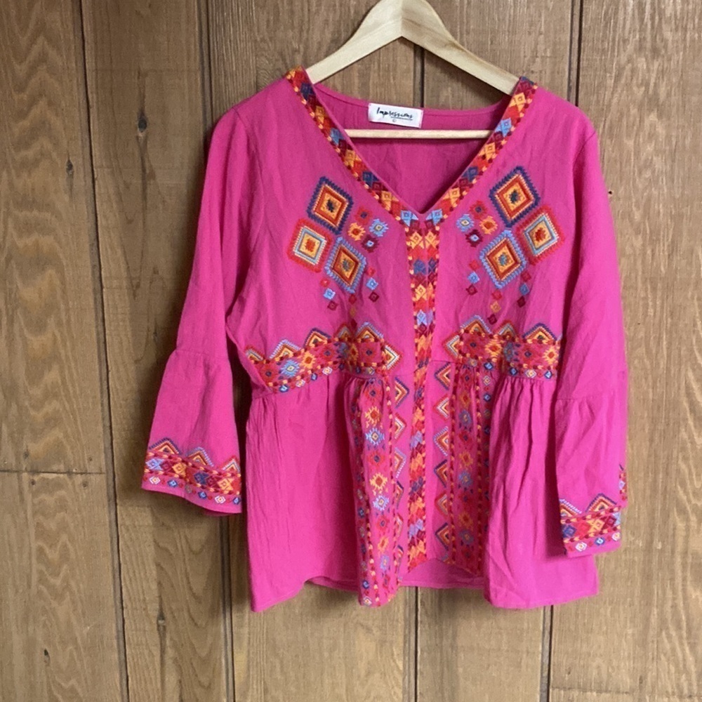 Hot pink geometric Aztec embroidered‎ design bell sleeve top Impressions size L